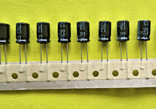 Rubycon 330uf 25v elko - 25v,